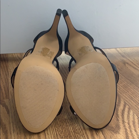 Express straps black heels-size 9.5 - Picture 2 of 4